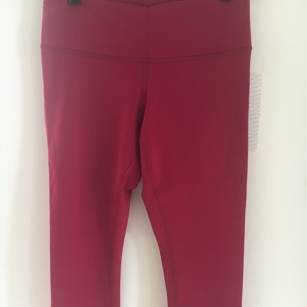 Lululemon Wunder Under Crop II